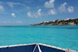 Cancun: Isla Mujeres Cruise with Snorkeling & Open Bar