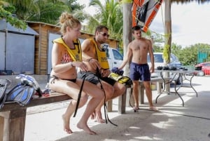 Cancun: Parasail, Wave Runner & Snorkeling Tour in One day