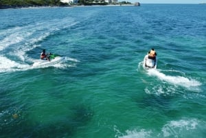 Cancún: Excursión en Parasailing y Jet Ski en la Bahía de Cancún