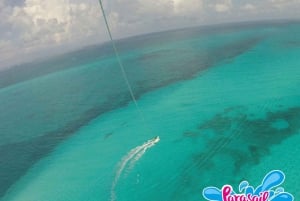 Cancun: Parasailing over Cancun Bay