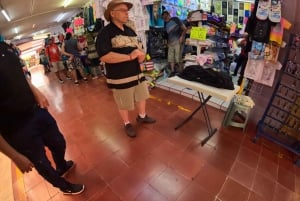 Cancun: Private Shopping Tour! Mercado 28 & Tequila Tasting