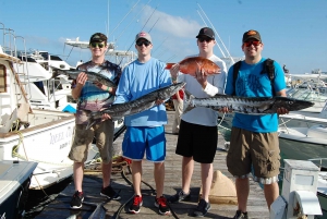 Cancun: Shared Sport Fishing Boat Trip with Drinks