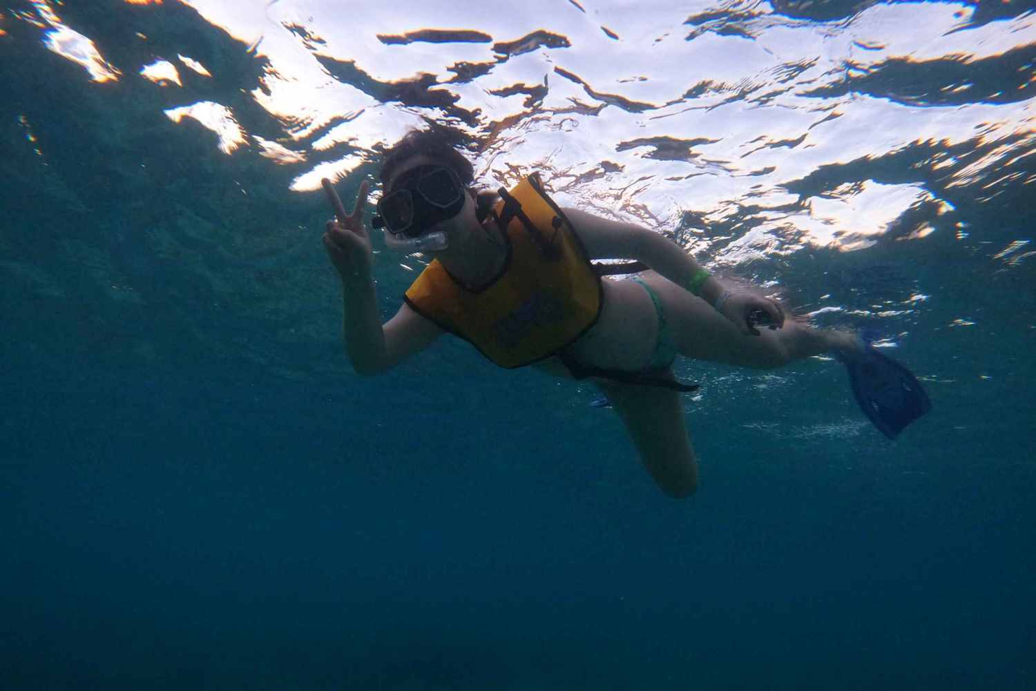 Cancun: Sunrise Snorkeling Tour with 5 Stops and Pickup