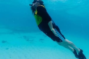 Cancún: Nadar Volar y Cabalgar sobre el Mar