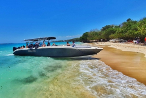 Cartagena: 5 ISLANDS by speedboat with SNORKELING & LUNCH