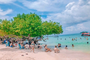 Cartagena: 5 ISLANDS by speedboat with SNORKELING & LUNCH