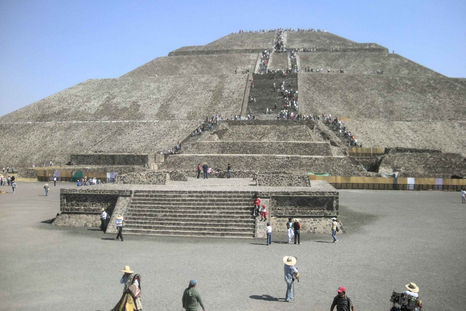 Mexico City: Afternoon guided tour of Teotihuacan