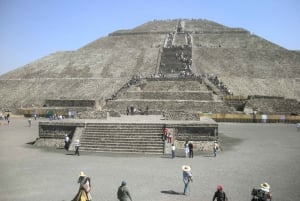 CDMX: Tour guiado por la tarde por Teotihuacán