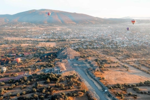 CDMX: Vuela sobre las impresionantes pirámides de Teotihuacán en globo