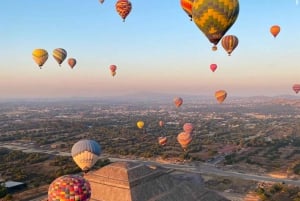 Ciudad de México: Globo Aerostático sobre Teotihuacán con Desayuno