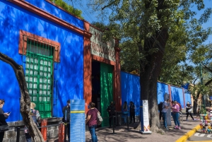 CDMX: Private tour of Xochimilco, Coyoacán, and the Frida Museum