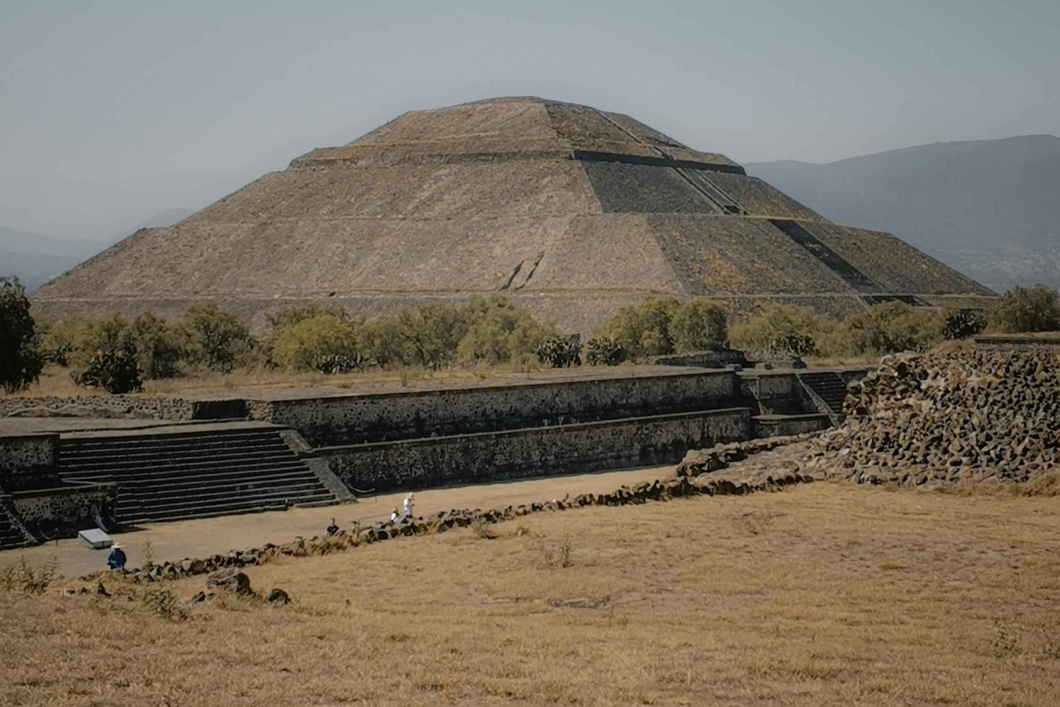 CDMX: Sunrise visit to Teotihuacán
