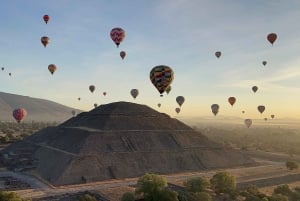 Cdmx Teotihuacan:Balloon Flight + Breakfast + Transportation