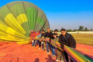 CDMX: Teotihuacan Hot Air Balloon with Transfers & Breakfast