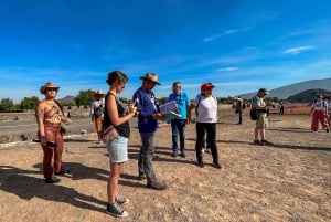 CDMX: Teotihuacan Pyramids & Guadalupe Shrine Guided Tour