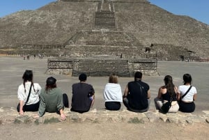 CDMX to La gruta Rest. to Teotihuacan Pyramids, Local FUN!