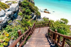 Desde Cancún: Excursión a las Ruinas de Tulum con baño en un cenote y comida