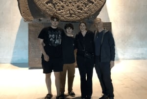 Museo de Chapultepec: Visita al Museo de Antropología Plus