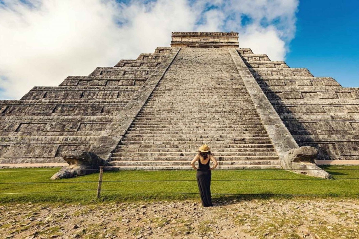 Tour Chichén Itzá y Cenote IK Kil con Comida y Traslado Incluido