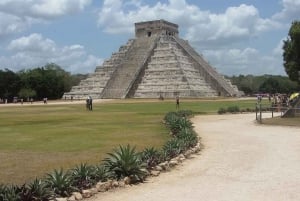 Chichen Itza: Kukulkan Self-Guided Audio Tour with App