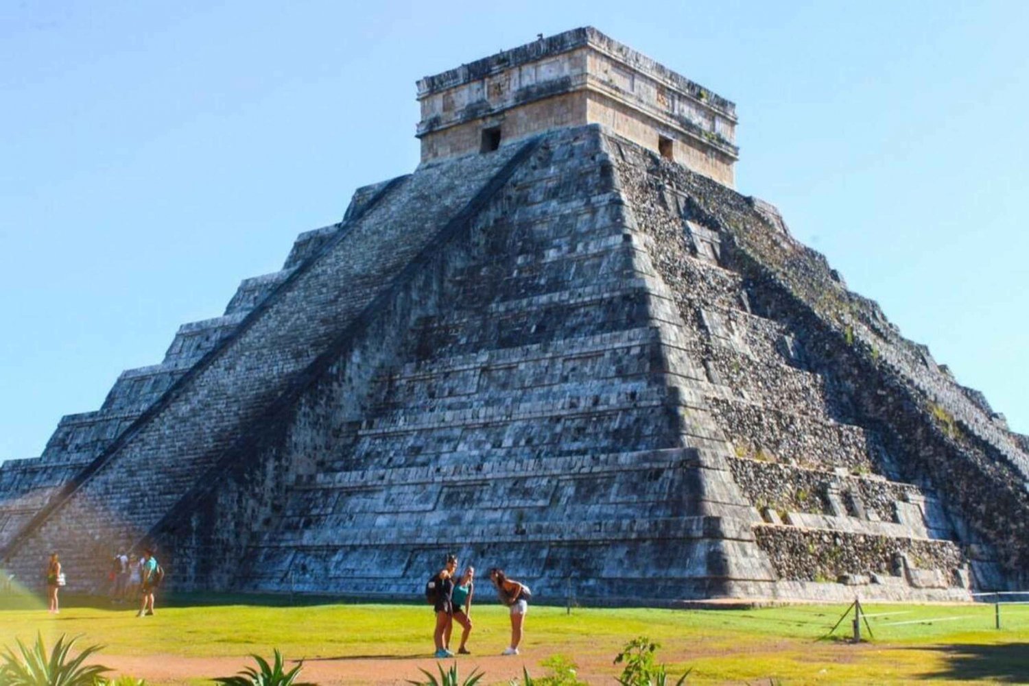 Chichen Itza with Lunch & Transfer from Playa del Carmen, Tulum and Cancun