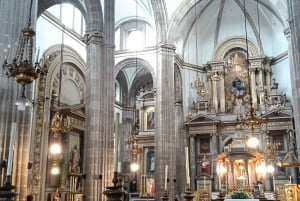 Chronicles of the Center: Living Stories of Mexico City