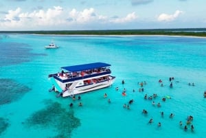 Cielo y Cielito Tour in Cozumel Catamaran With Toboggan, Open Bar and Lunch