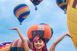 Ciudad de México: Vuelo en Globo, Desayuno en una Cueva y Pirámides