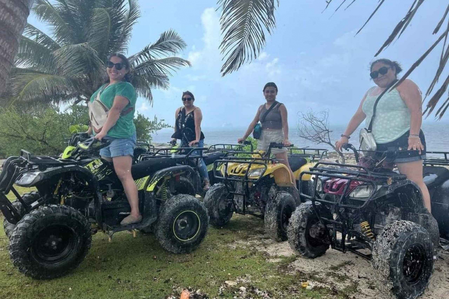 Aventura en quad con barra libre en la Costa Maya.