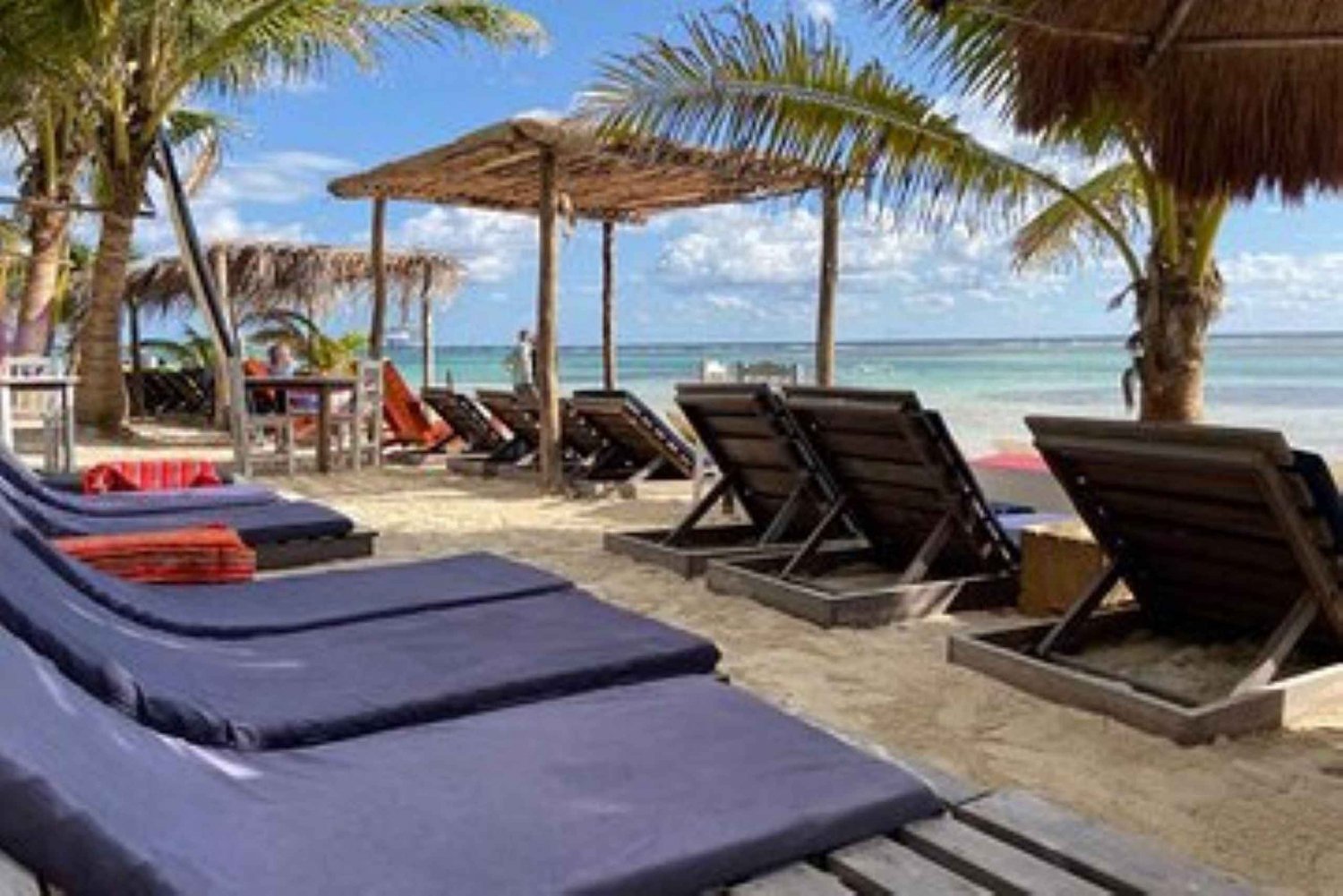 Costa maya :Experiencia VIP Beach Club + masaje relajante