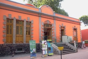 Coyoacan: Frida Kahlo, Leon Trotsky & History Museums Tour