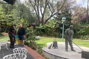 COYOACAN: LOS PASOS DE FRIDA KAHLO EN COYOACAN Y SAN ÁNGEL CDMX