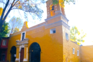 COYOACAN: LOS PASOS DE FRIDA KAHLO EN COYOACAN Y SAN ÁNGEL CDMX