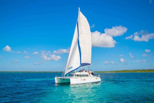 Cozumel: Catamaran Tour To Isla de la Pasión