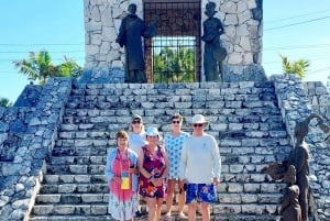 Cozumel: Downtown, Shopping & Beach Break