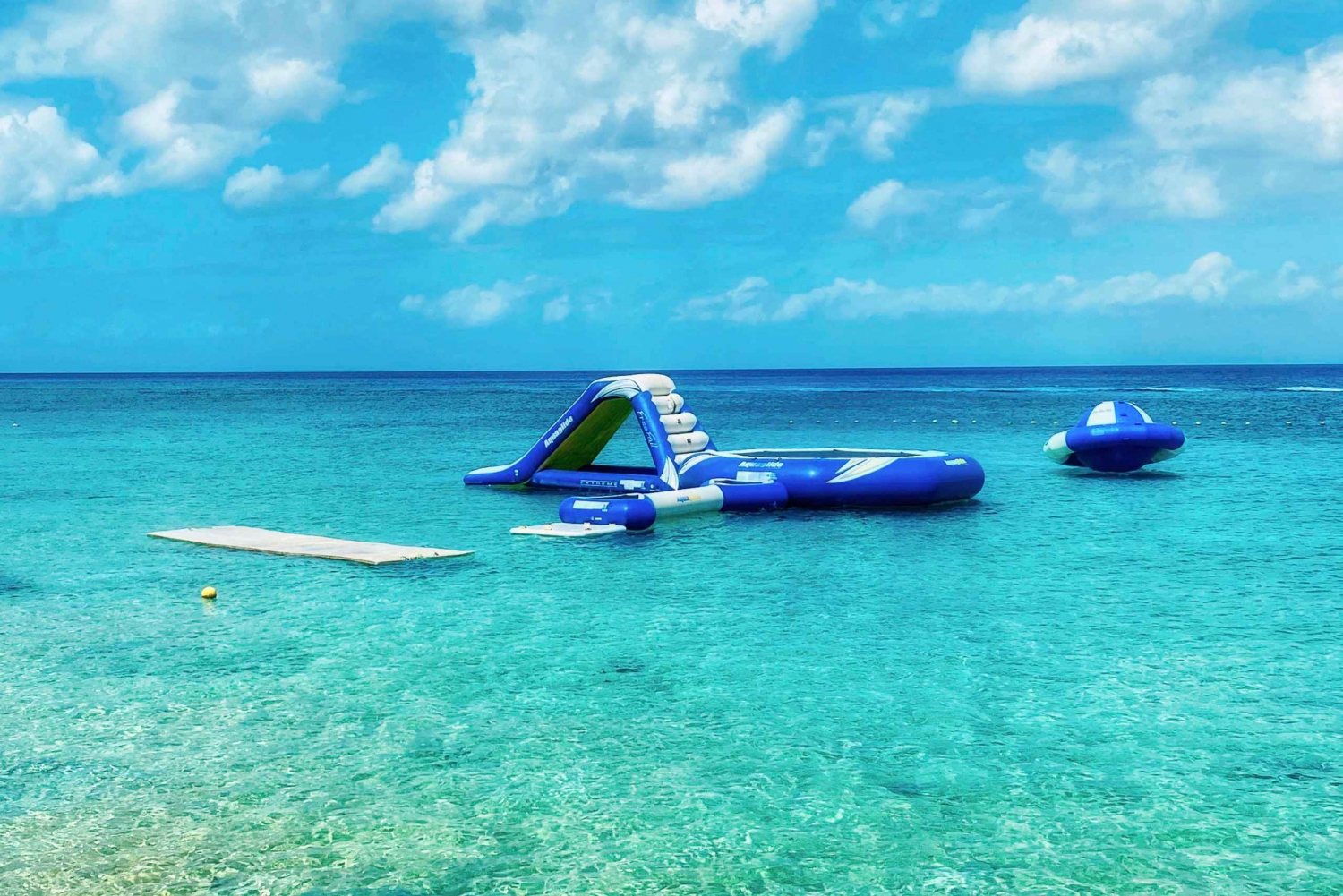 Cozumel: El Cielo Cruise with Snorkeling & Beach Club Visit