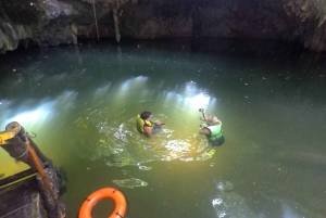 Cozumel: Mayan Jungle Jeep Ride to Jade Caverns and Snorkel