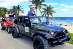 Cozumel: Tour privado en Jeep con snorkel y escapada a la playa