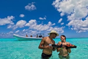 Esnórquel en lancha motora con estrellas de mar y arrecifes tropicales de Cozumel