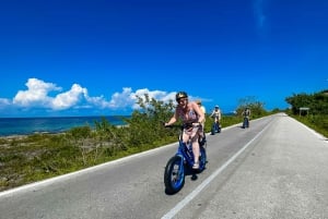 Cozumel: West Coast E-Bike and Snorkeling Tour