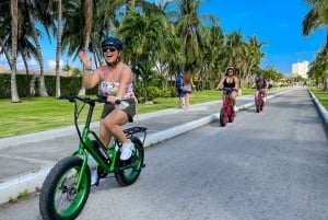 Cozumel: West Coast E-Bike and Snorkeling Tour