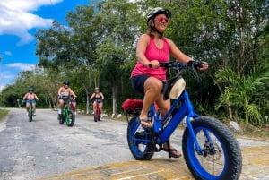 Cozumel: West Coast E-Bike and Snorkeling Tour