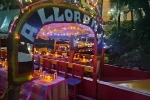 Day of the Dead in Mexico City: Mexican dinner and party in Xochimilco