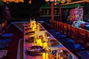 Day of the Dead in Mexico City: Mexican dinner and party in Xochimilco