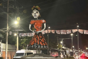 CDMX: Day of the Dead in Mixquic, Pantheon, Houses & Altars