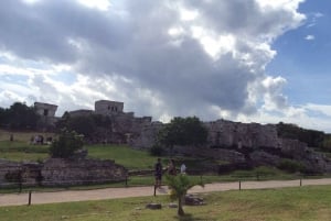 Discover Tulum in a 3X1 Tour History, Nature & Mayan Culture