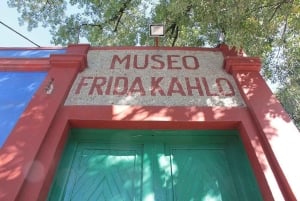 Discover Xochimilco and Coyoacán: Tradition, Music, Culture