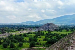 Entrada a la Zona Arqueologica de Teotihuacan