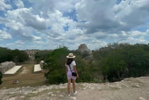 Tour guiado por Uxmal y los increíbles cenotes con comida desde Mérida