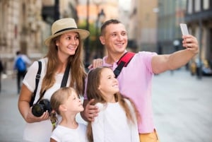 Tour a pie en familia por Ciudad de México: Historia y Cultura